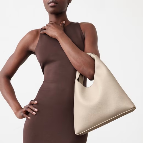 NWT Banana Republic Factory Red Mini Vegan leather slouchy tote bag - Picture 5 of 5